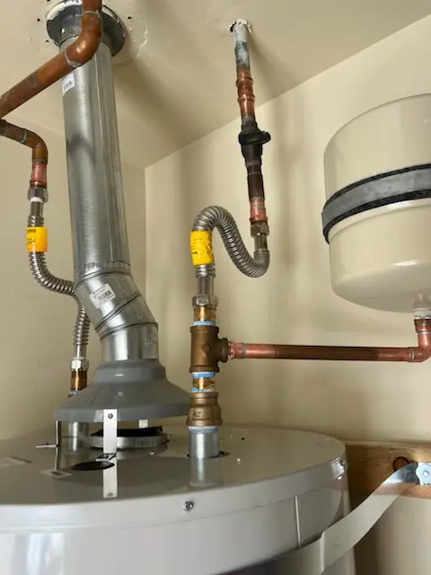 Water heater installation and plumbing repair in Arlingham